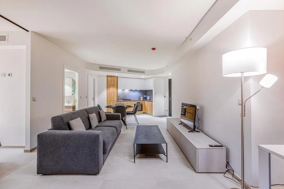 Apartment Deluxe Mercury Suites 439 With Pool Saint Julian's