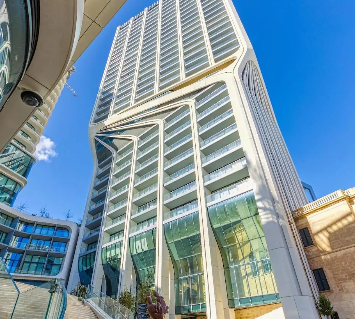 Deluxe Mercury Suites 439 With Pool Saint Julian's 0*,
